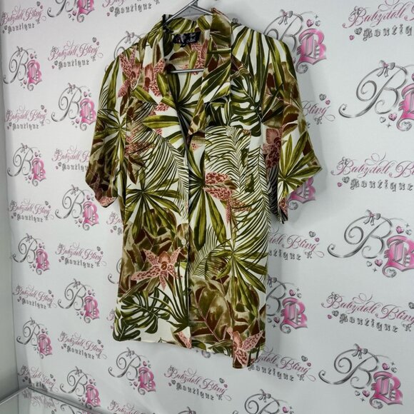 Above the crowd button up tropical cheetah Floral Leaf Print Short Sleeve Shirt - Picture 3 of 8